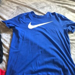 Men’s Nike shirts